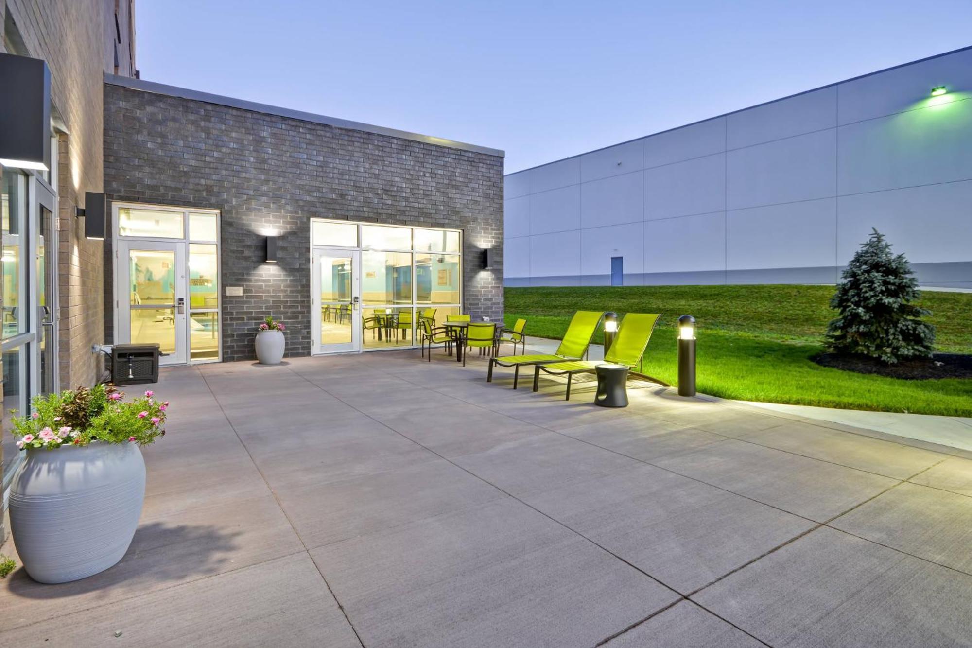 Springhill Suites By Marriott Cincinnati Blue Ash Eksteriør billede