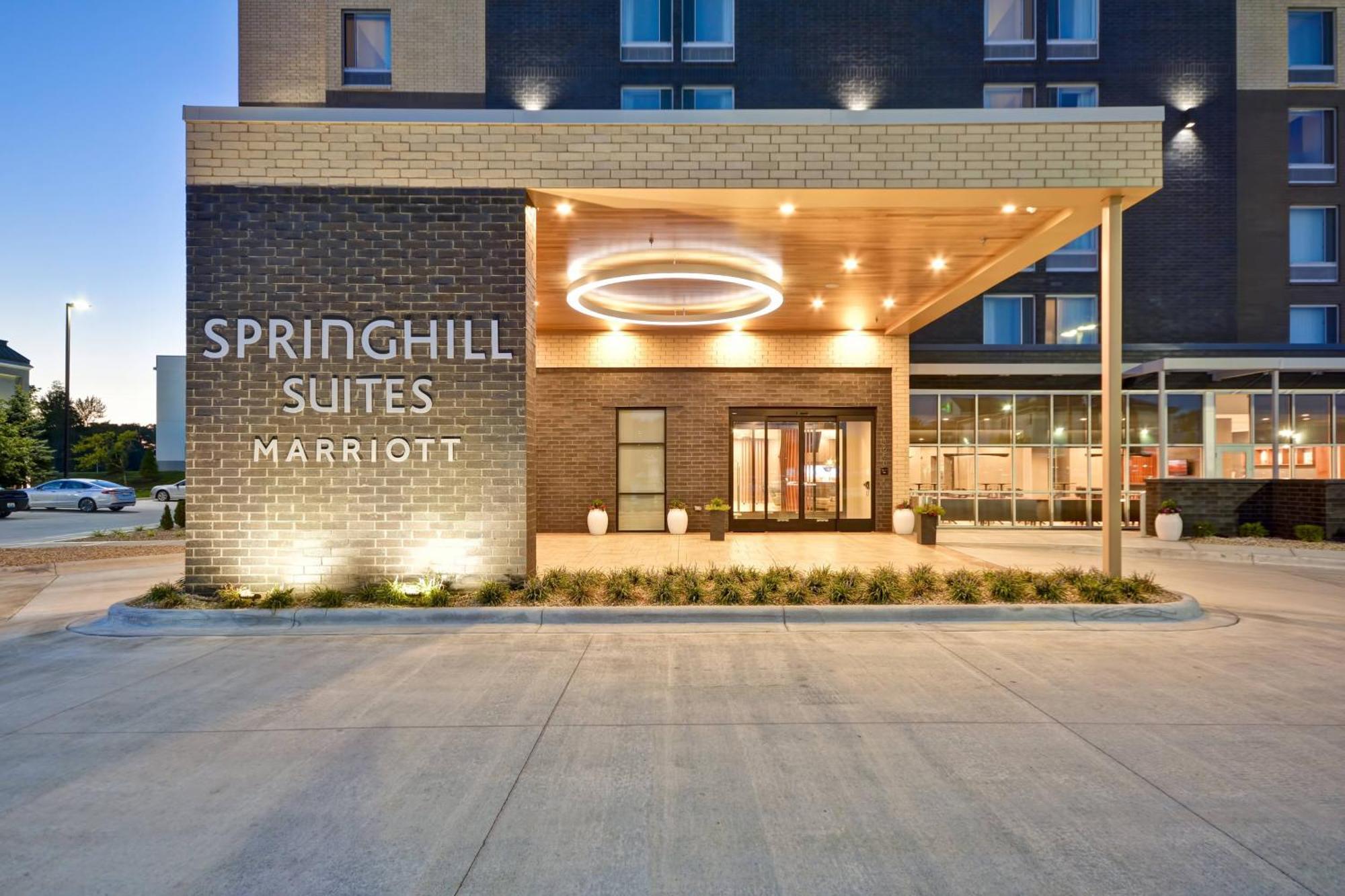 Springhill Suites By Marriott Cincinnati Blue Ash Eksteriør billede
